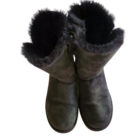 UGG Women’s Nash Black Suede & Shearling Winter Boots Size 7 - Picture 8 of 11